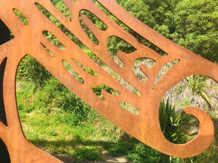 Te Maro Sculpture