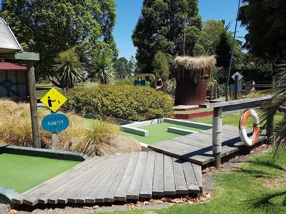Gisborne i-SITE Mini Golf