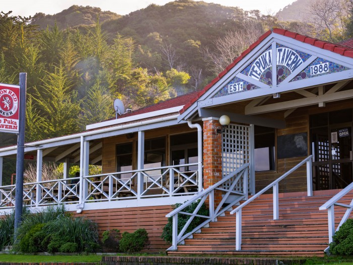 Te Puka Tavern