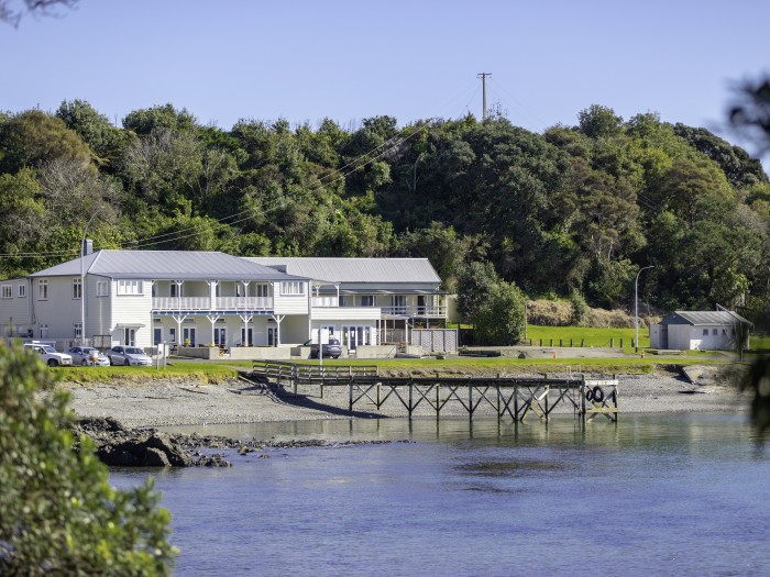 Waihau Bay Lodge